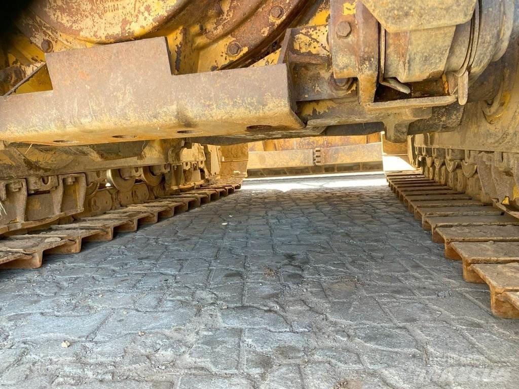 CAT D6T XW NVT lánctalpas dózerek