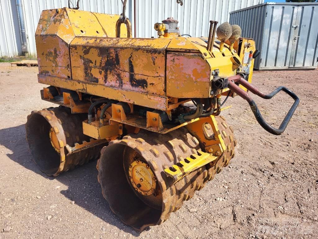 Rammax RW1403E Ikerdobos hengerek