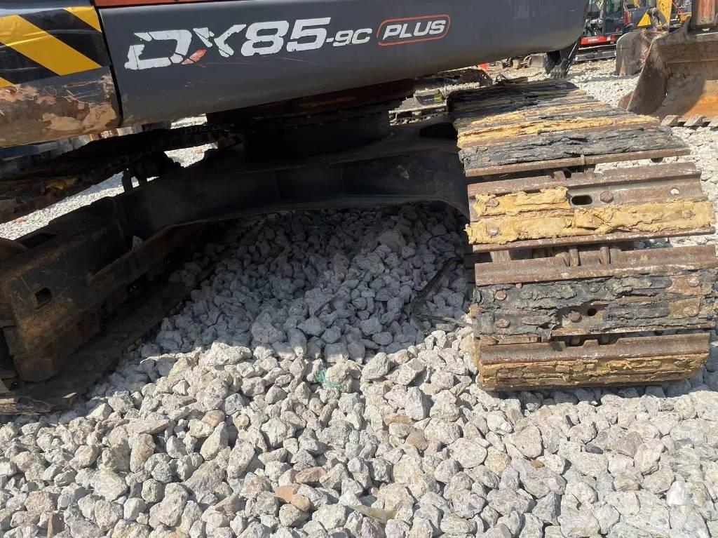 Doosan DX 85 Közepes (midi) kotrók 7 t - 12 t