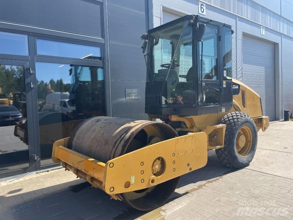 CAT CS44 Egydobos hengerek