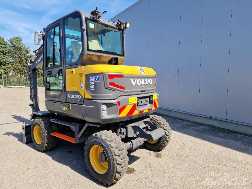 Volvo EW 60 E Gumikerekes kotrók