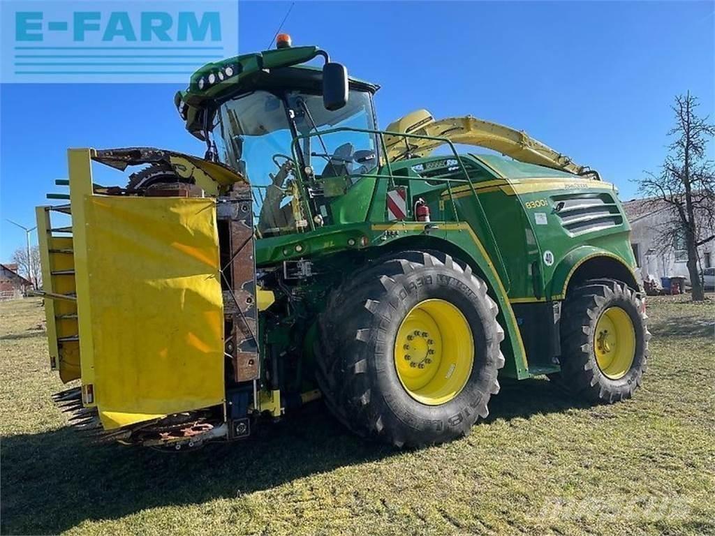 John Deere 8300 Önjáró szecskázók