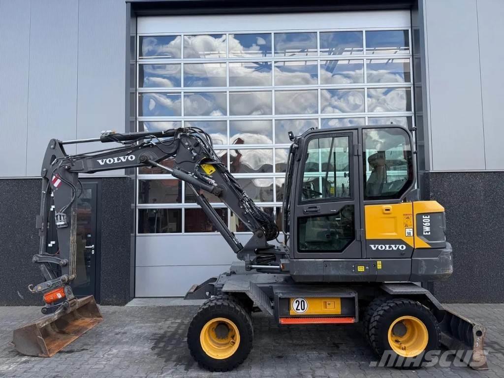 Volvo EW60E | A/C Közepes (midi) kotrók 7 t - 12 t