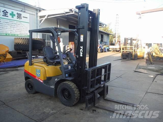 TCM FD25T3 Dízel targoncák