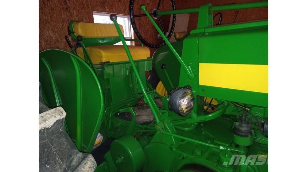 John Deere 620 Traktorok