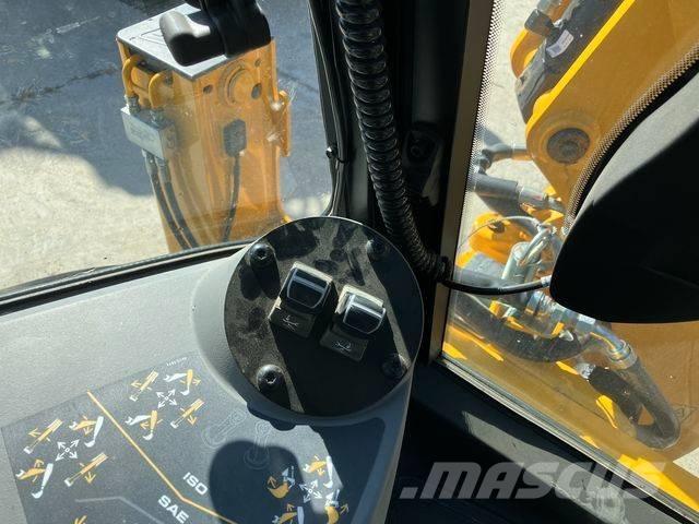 JCB 3CX Plus AEC Kotrórakodók