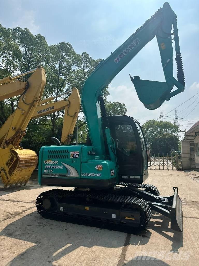 Kobelco SK 75 Mini kotrók < 7t