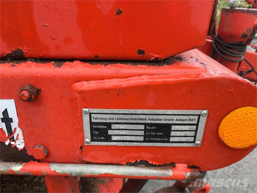 Unsinn RF-8 Hulladékároló tartály,ventilátor,felvonó