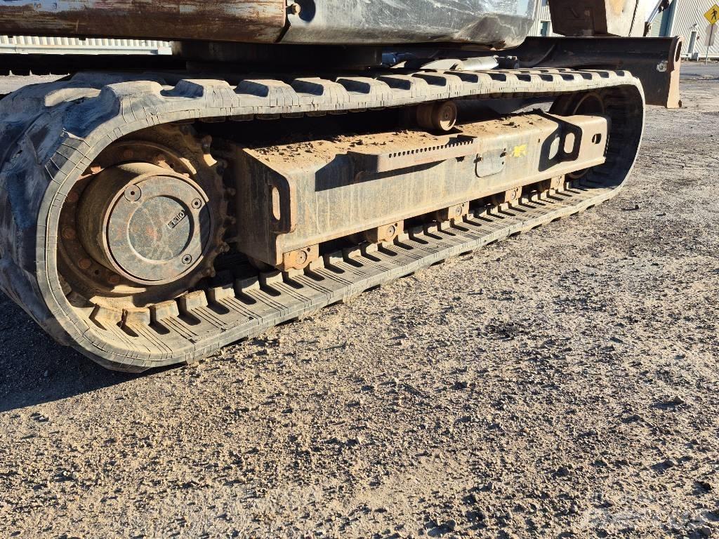 Bobcat E 85 Lánctalpas kotrók