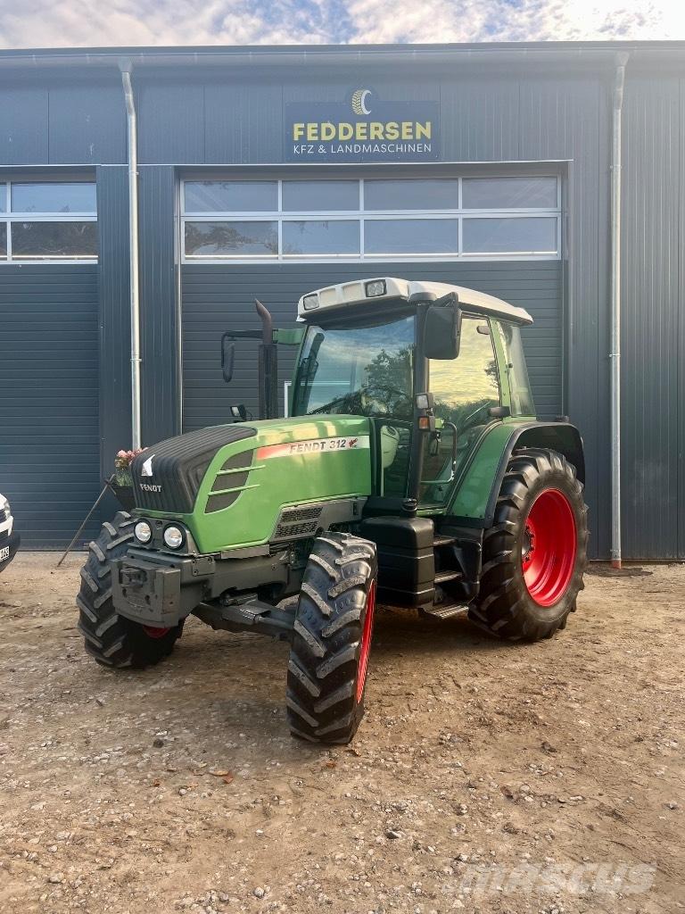 Fendt 312 Vario Traktorok