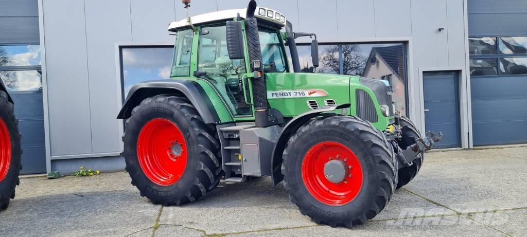 Fendt 716 Vario TMS Traktorok