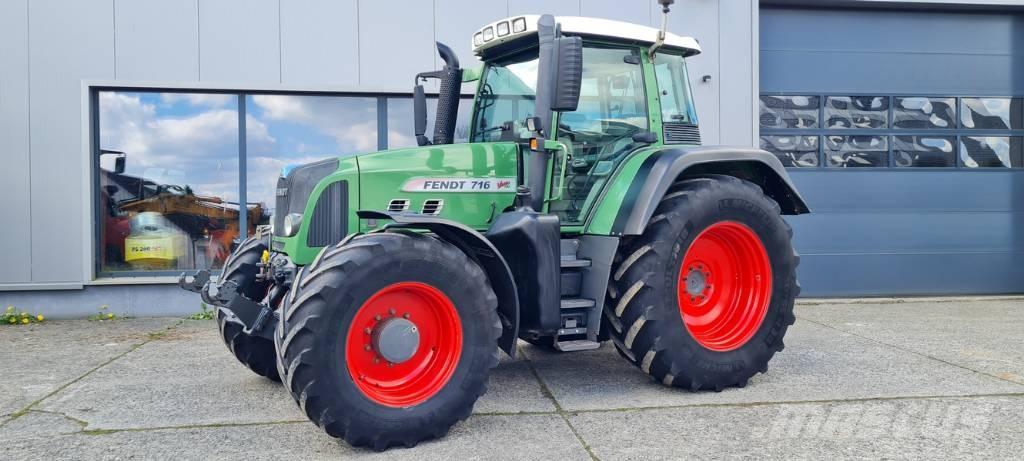 Fendt 716 Vario TMS Traktorok