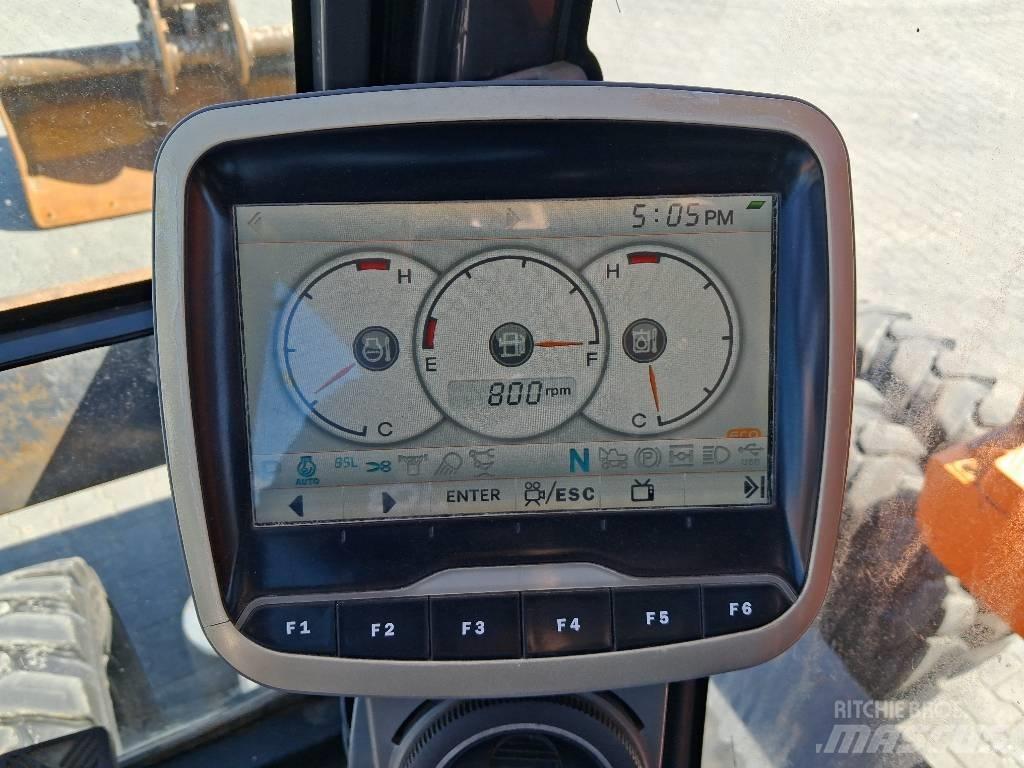 Doosan DX 140 W-3 Gumikerekes kotrók