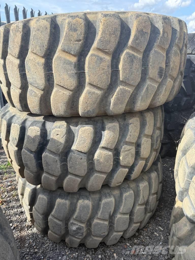 Bridgestone 23.5R25 Gumiabroncsok, kerekek és felnik