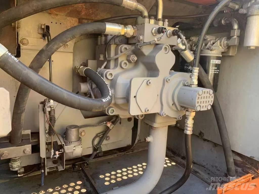 Hitachi ZX 450 H Lánctalpas kotrók
