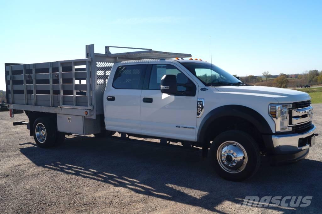 Ford F 550 XLT SD Platós / Ponyvás teherautók