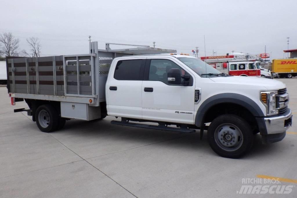 Ford F 550 XLT SD Platós / Ponyvás teherautók