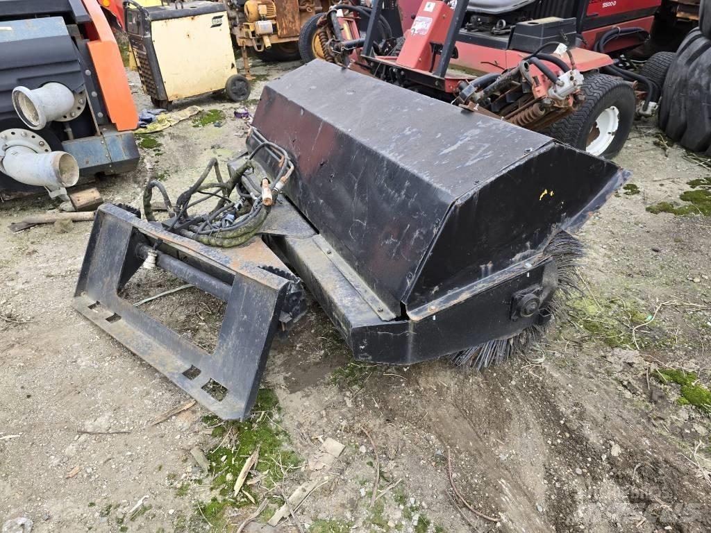 Bobcat Bobcat Úttakarító gépek