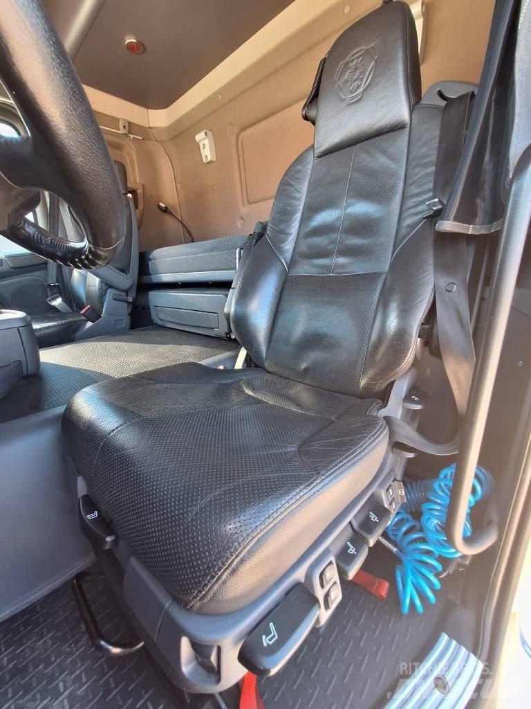 Scania G490 LB8x4*4 Darus teherautók