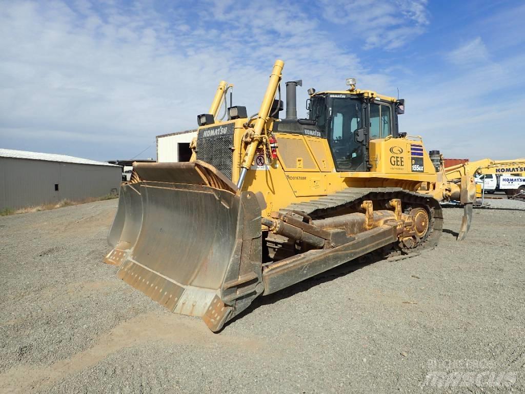 Komatsu D155AX-8 lánctalpas dózerek
