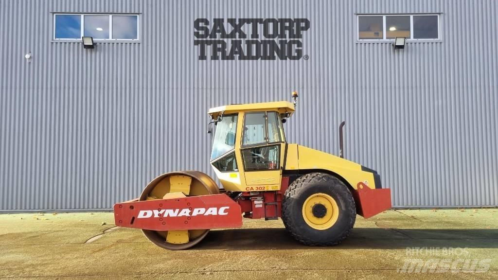 Dynapac CA302D, Vält Egydobos hengerek