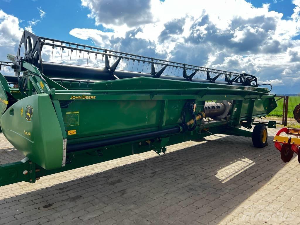 John Deere 630 R Kombájn adapterek
