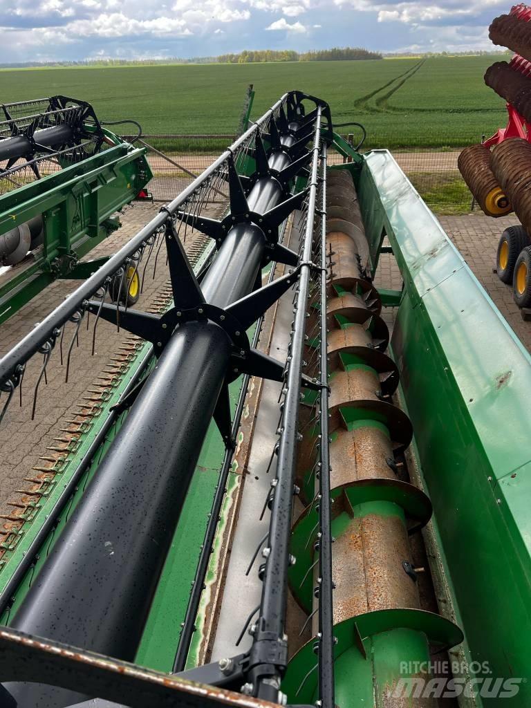 John Deere 630 R Kombájn adapterek