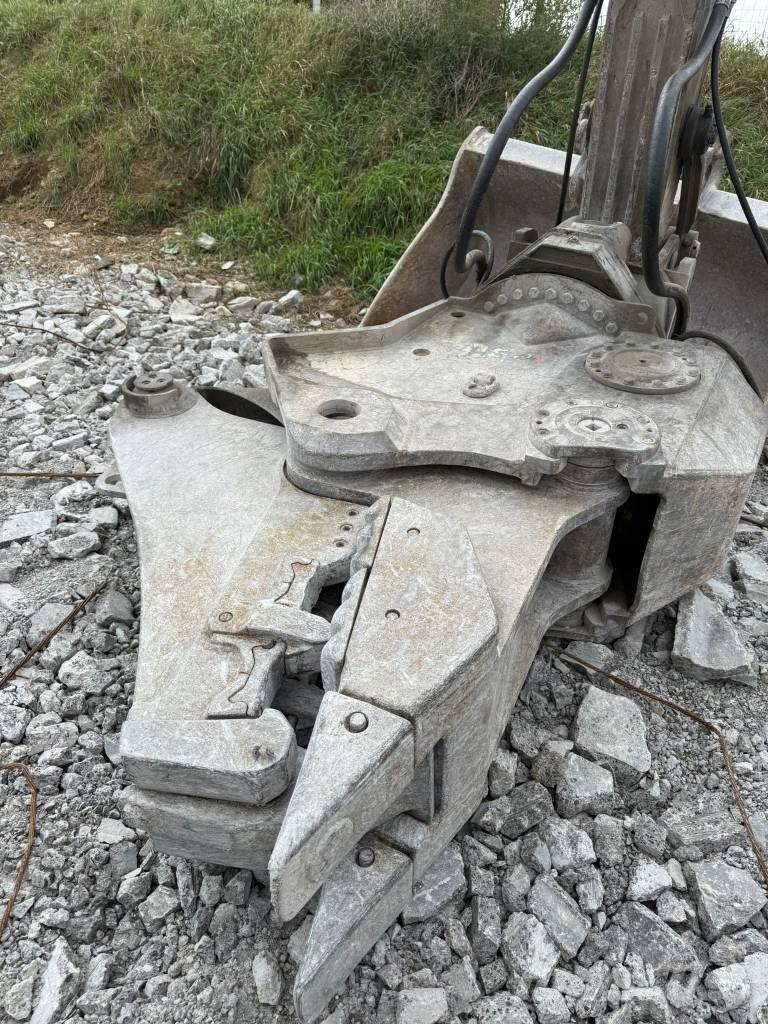 CAT MP 324 Építőipari Törőgépek