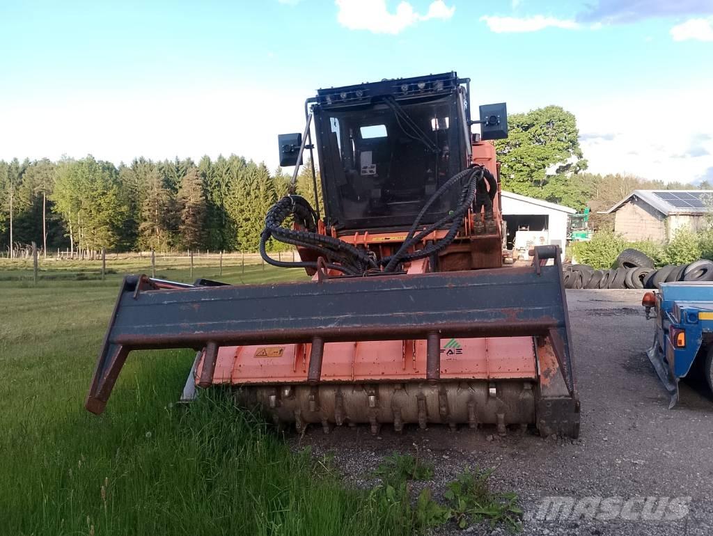 Prime Tech P 475 Erdészeti traktorok