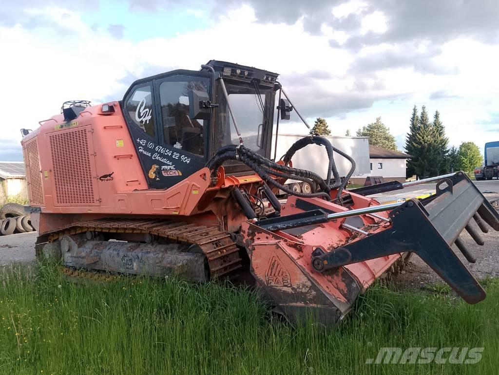 Prime Tech P 475 Erdészeti traktorok