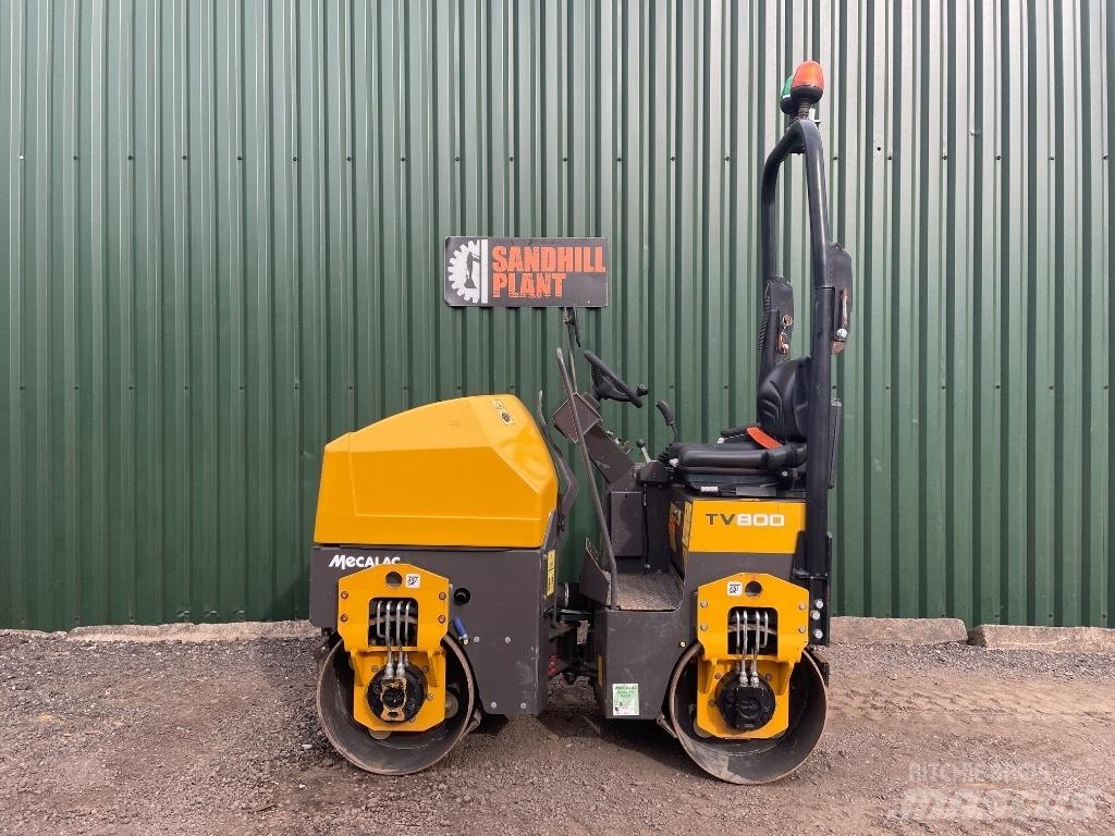 Mecalac TV 800 Ikerdobos hengerek