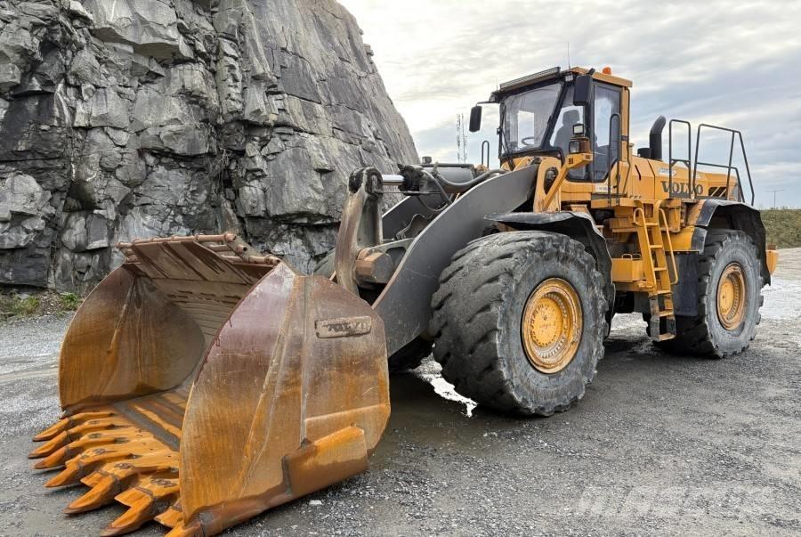 Volvo L350F LB Gumikerekes homlokrakodók