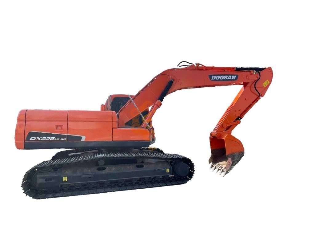 Doosan DX 225 LC Lánctalpas kotrók