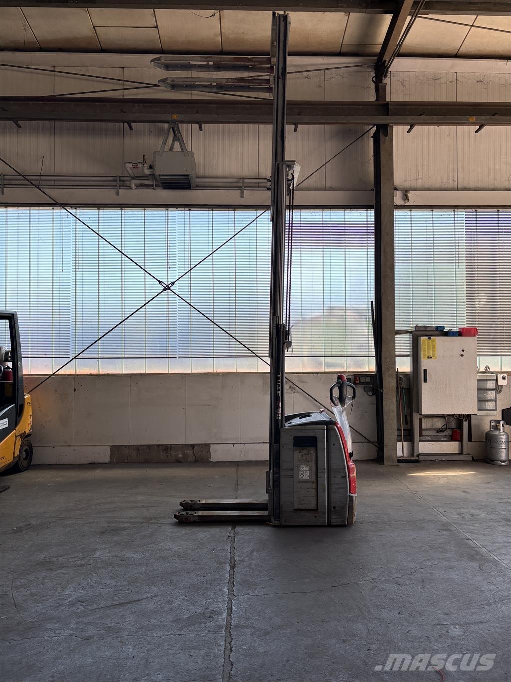 Still EXV 16 Elektromos gyalogkíséretű targoncák