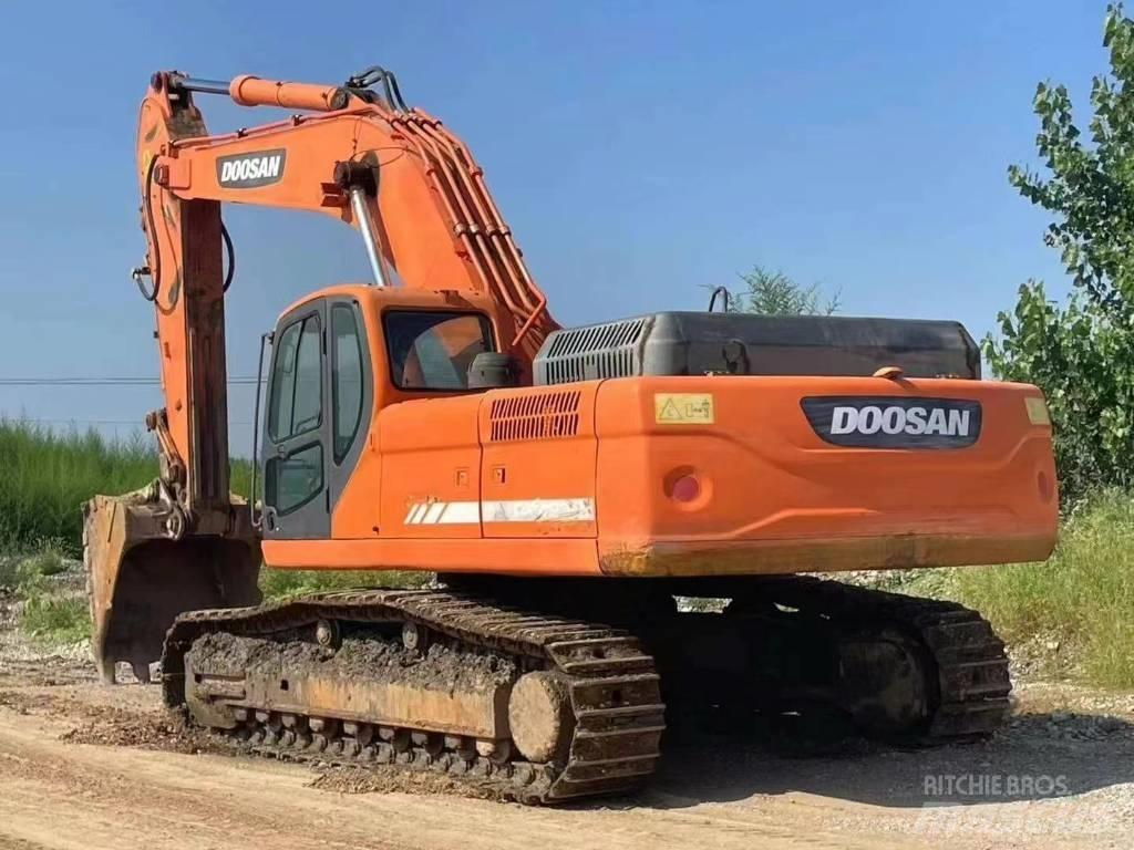 Doosan DX 420 Lánctalpas kotrók