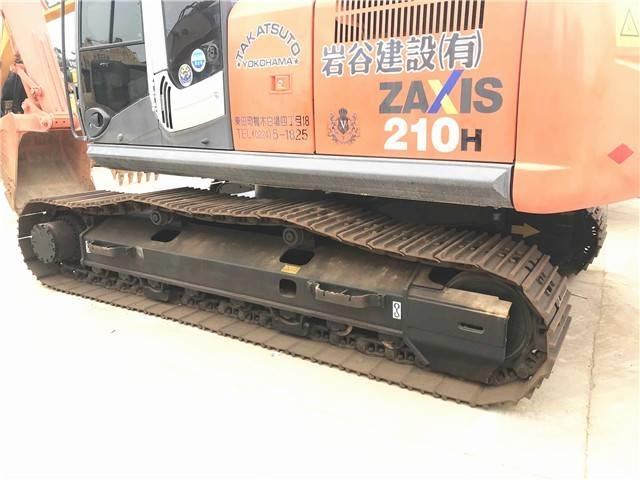 Hitachi zx210 Lánctalpas kotrók