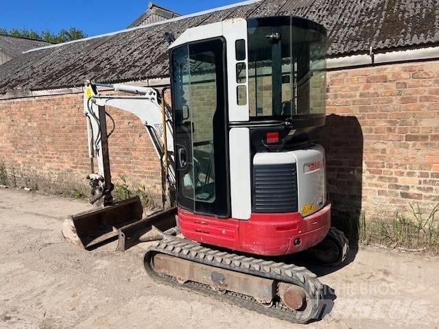Takeuchi TB 23 R Mini kotrók < 7t