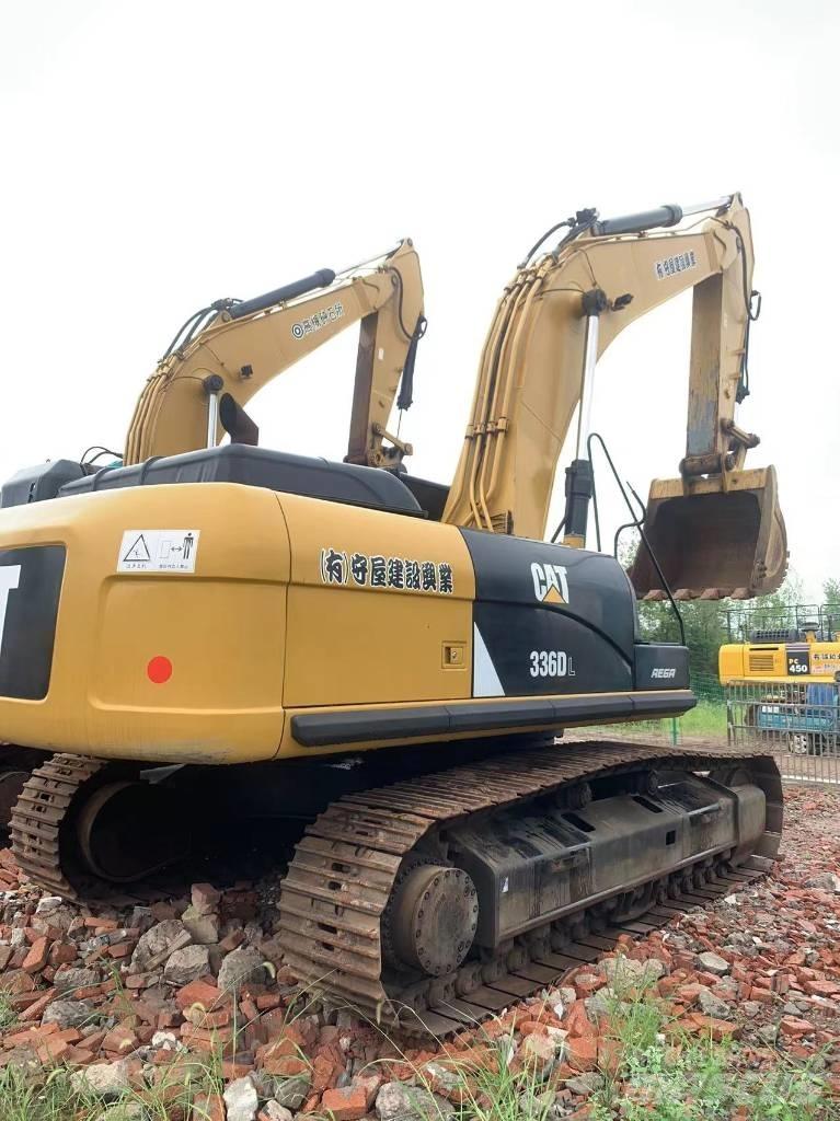 CAT 336 D L Lánctalpas kotrók