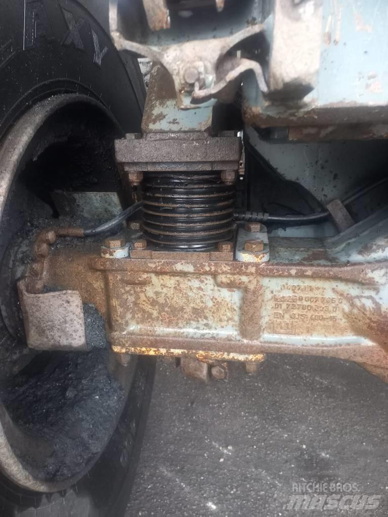 Terex TA 300 Csuklósdömperek