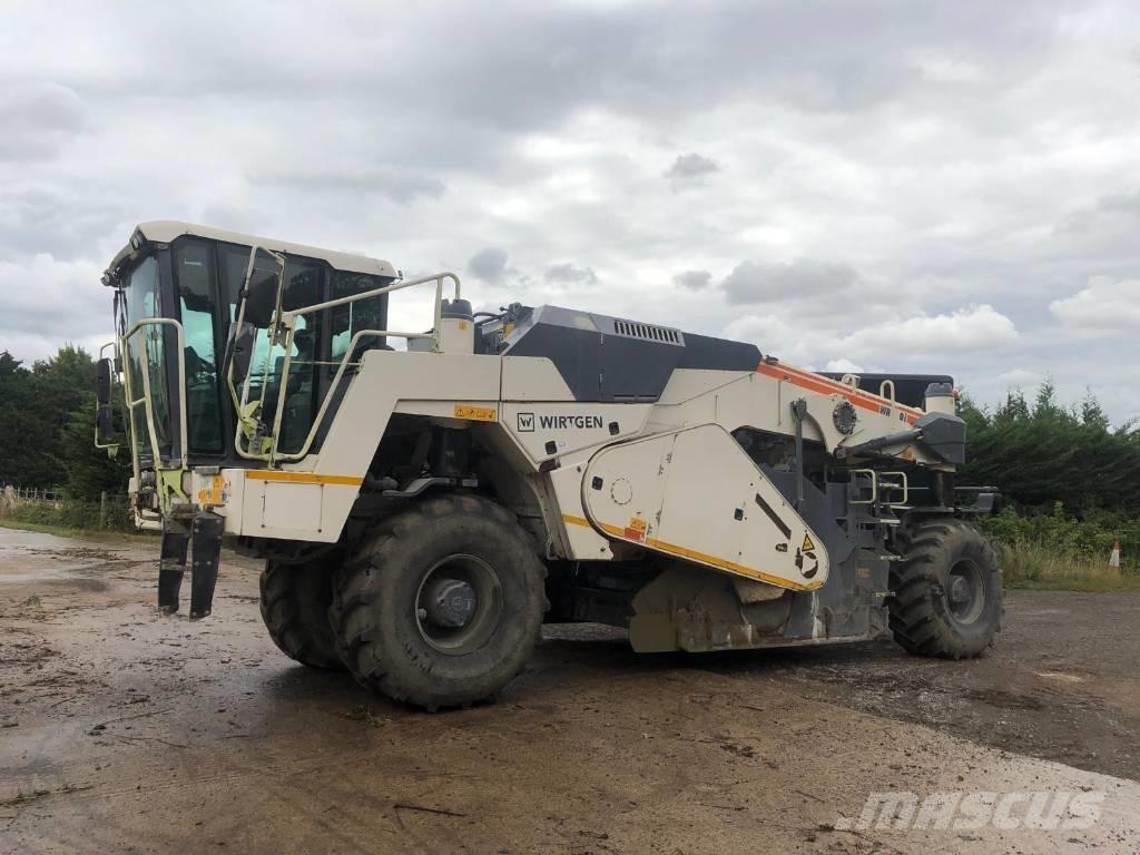 Wirtgen WR200i Talajtömörítő gépek