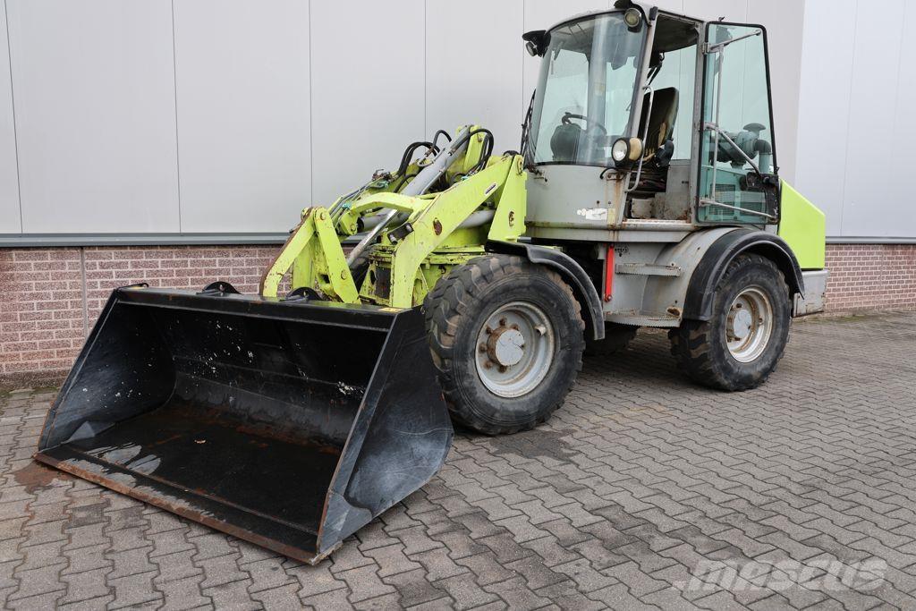 Paus SL755 Gumikerekes homlokrakodók