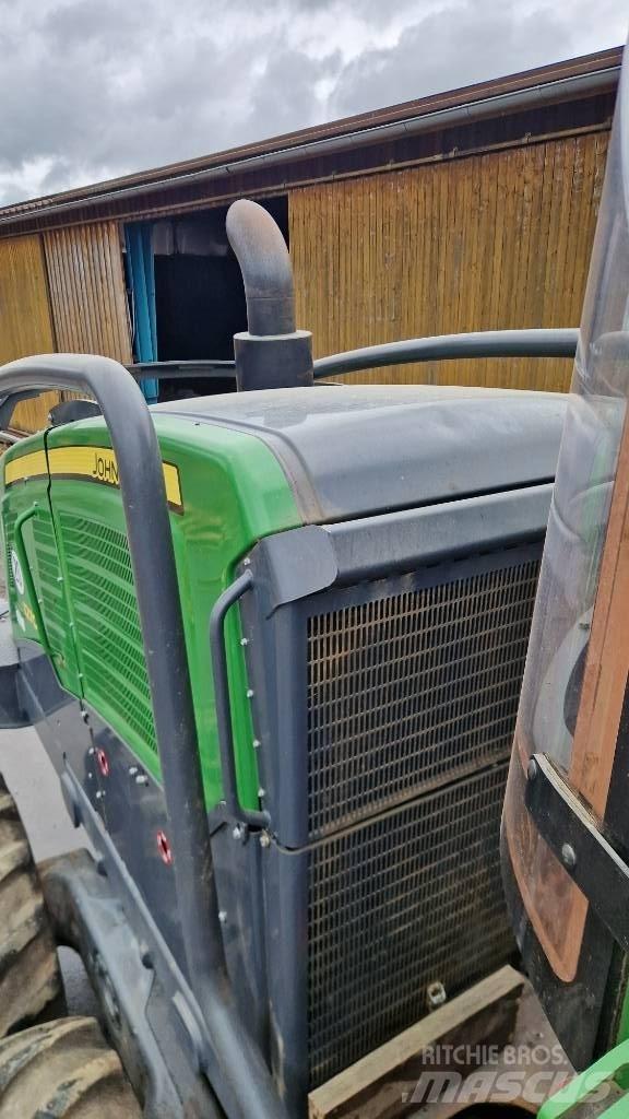 John Deere 1270 G Betakarítók