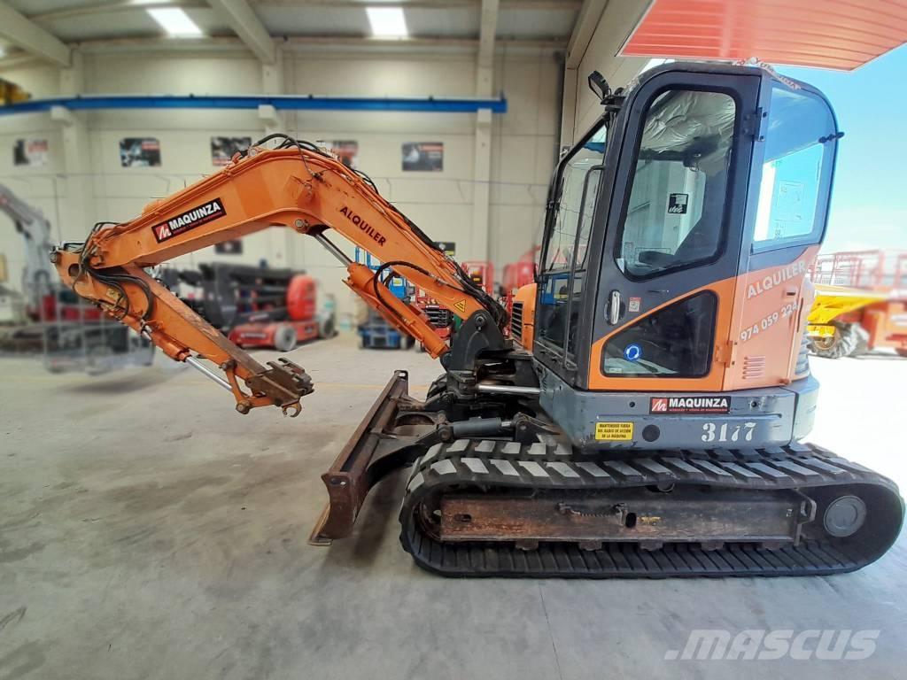 Doosan DX 85 R-3 Közepes (midi) kotrók 7 t - 12 t