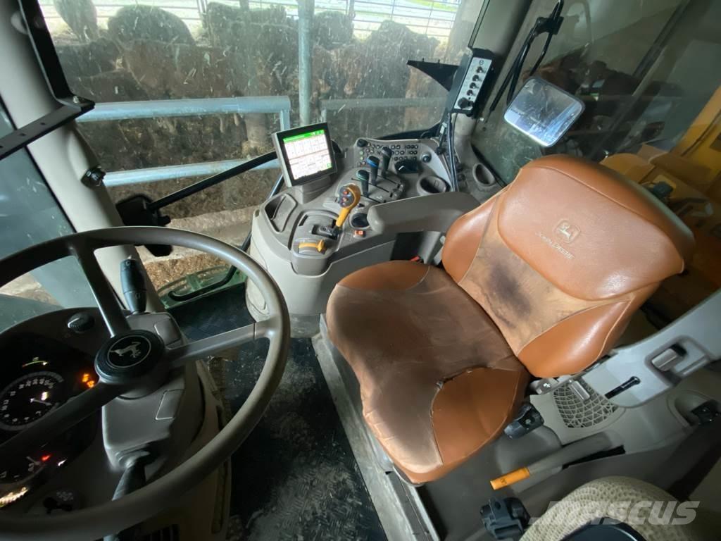 John Deere 6120R Traktorok