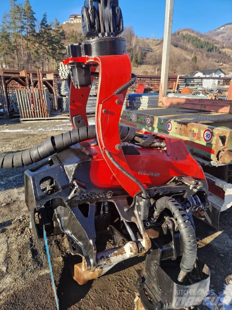 Komatsu 931.1 Betakarítók