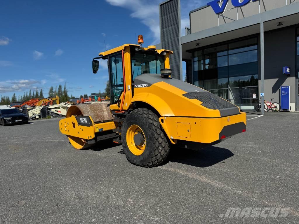 Volvo SD 135 B Egydobos hengerek
