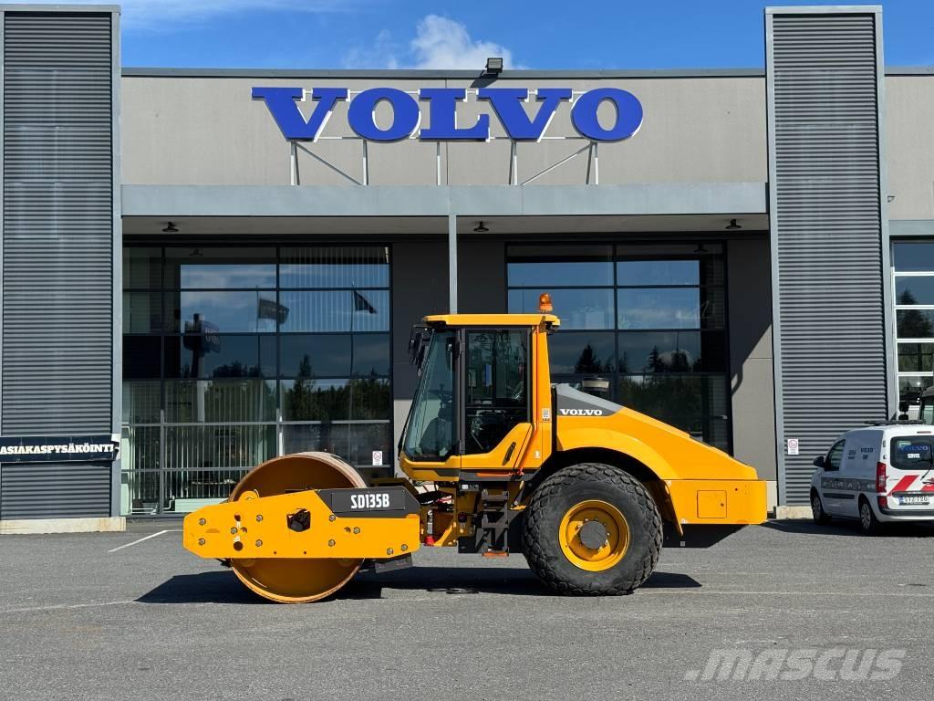Volvo SD 135 B Egydobos hengerek