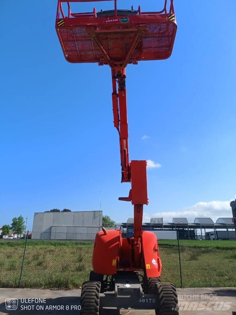 JLG 450 AJ II Karos emelők