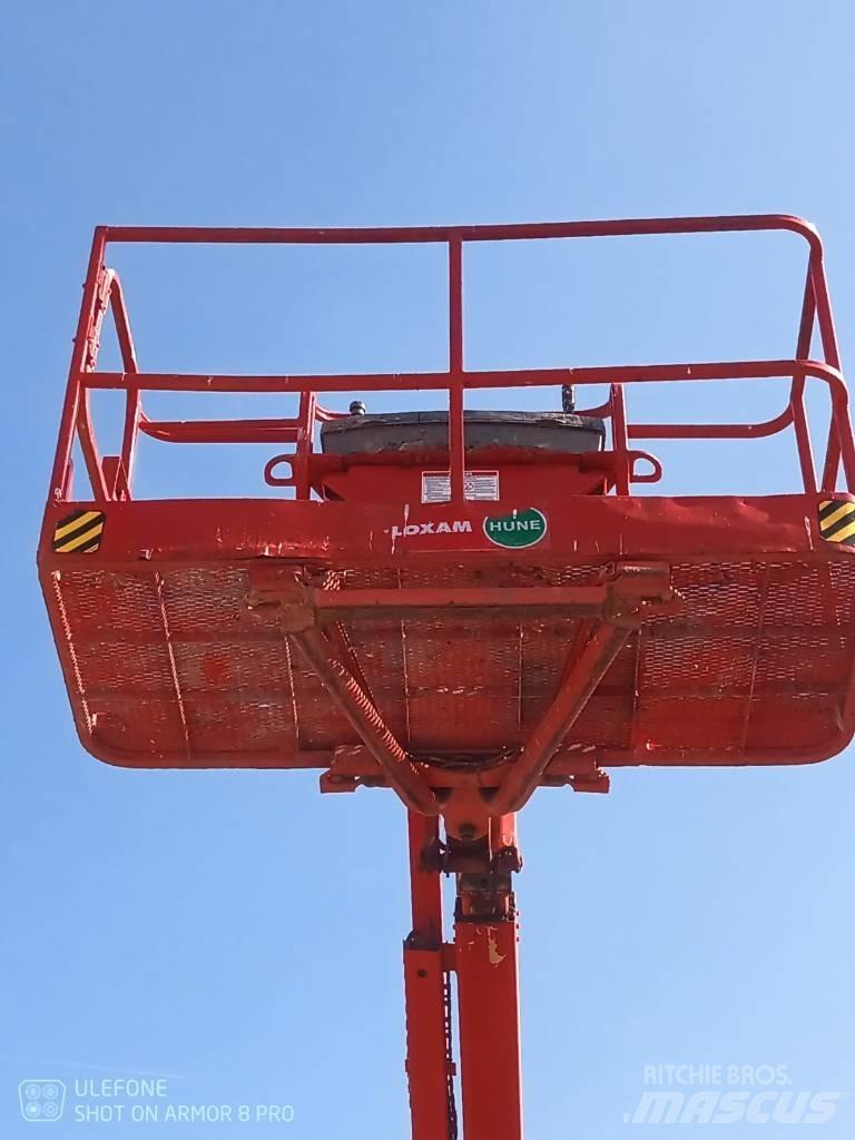 JLG 450 AJ II Karos emelők