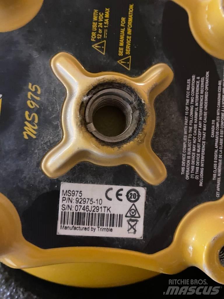Trimble CB460 vals Műszerek, mérő és automatizáló berendezések